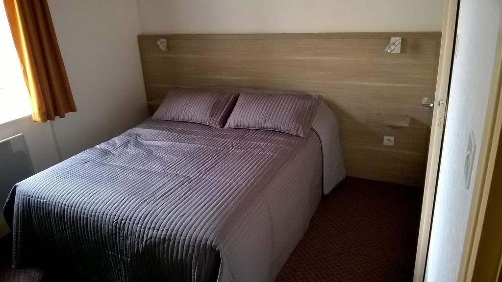 Hotel Des Voyageurs Vorey Pokój zdjęcie